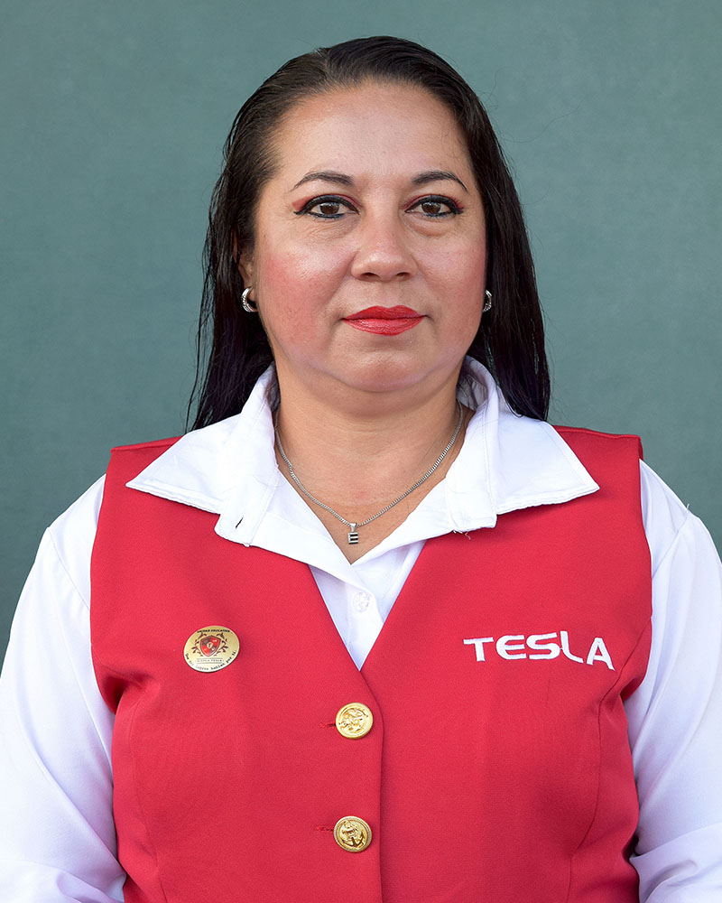Miss Elsa Karina Reyes Rivera