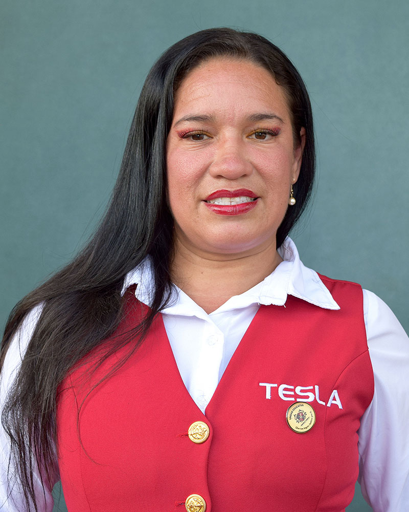 Miss Isabel Leonor Reyes Peñafiel